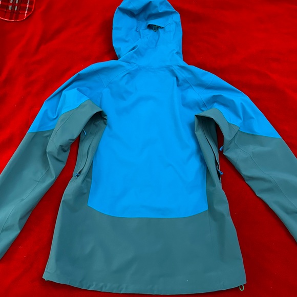 REI Co-op Talusphere Rain Jacket - Women's - small - Picture 2 of 5
